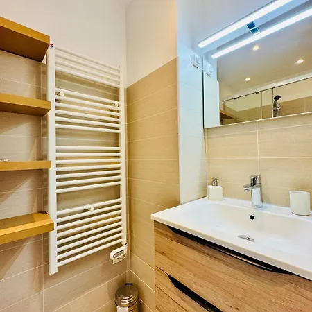 L'imperial - 3 Prs Vue - Clim - Parking Apartment Vallauris